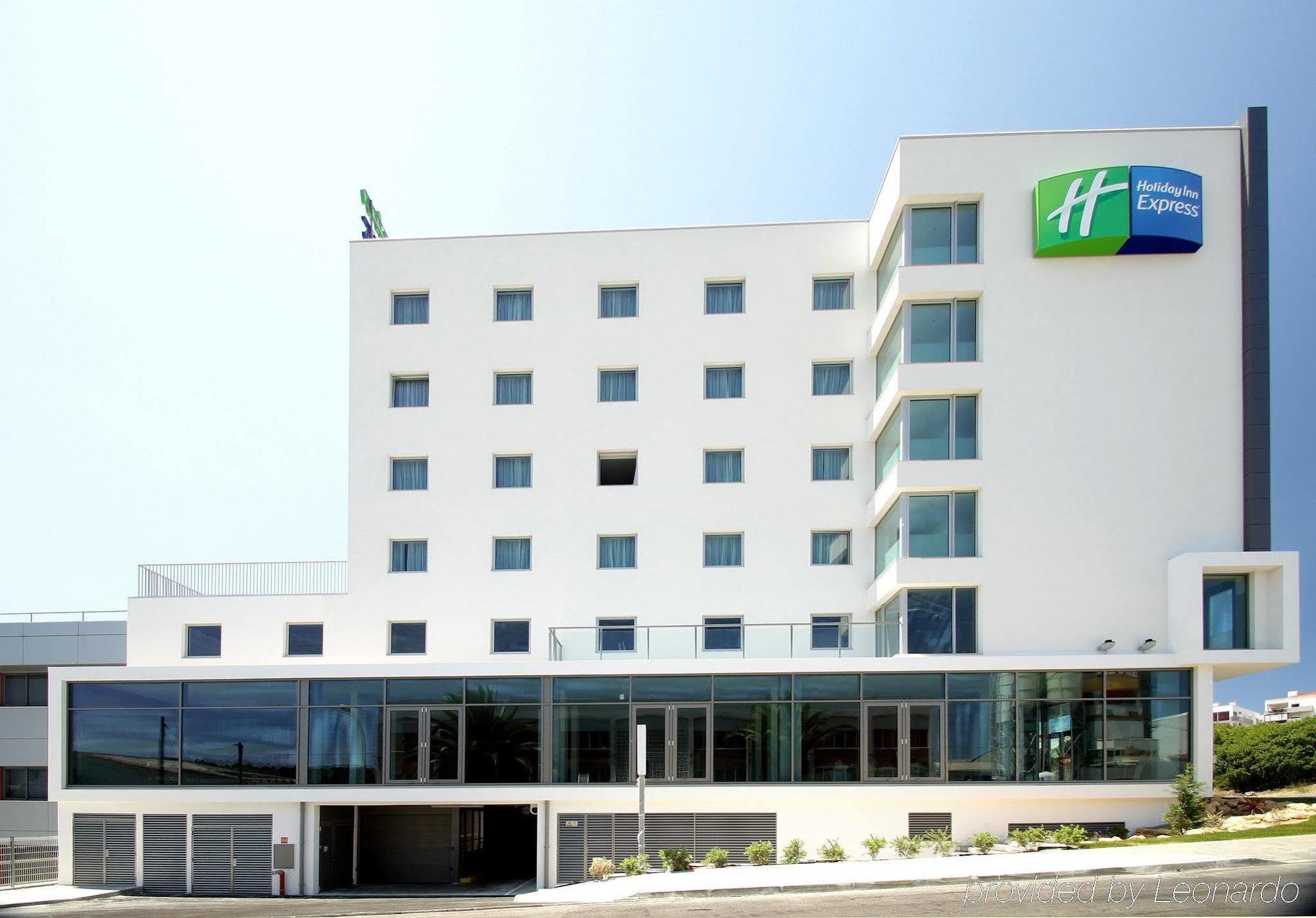 Holiday Inn Express Lisbon Alfragide, An Ihg Hotel Buitenkant foto